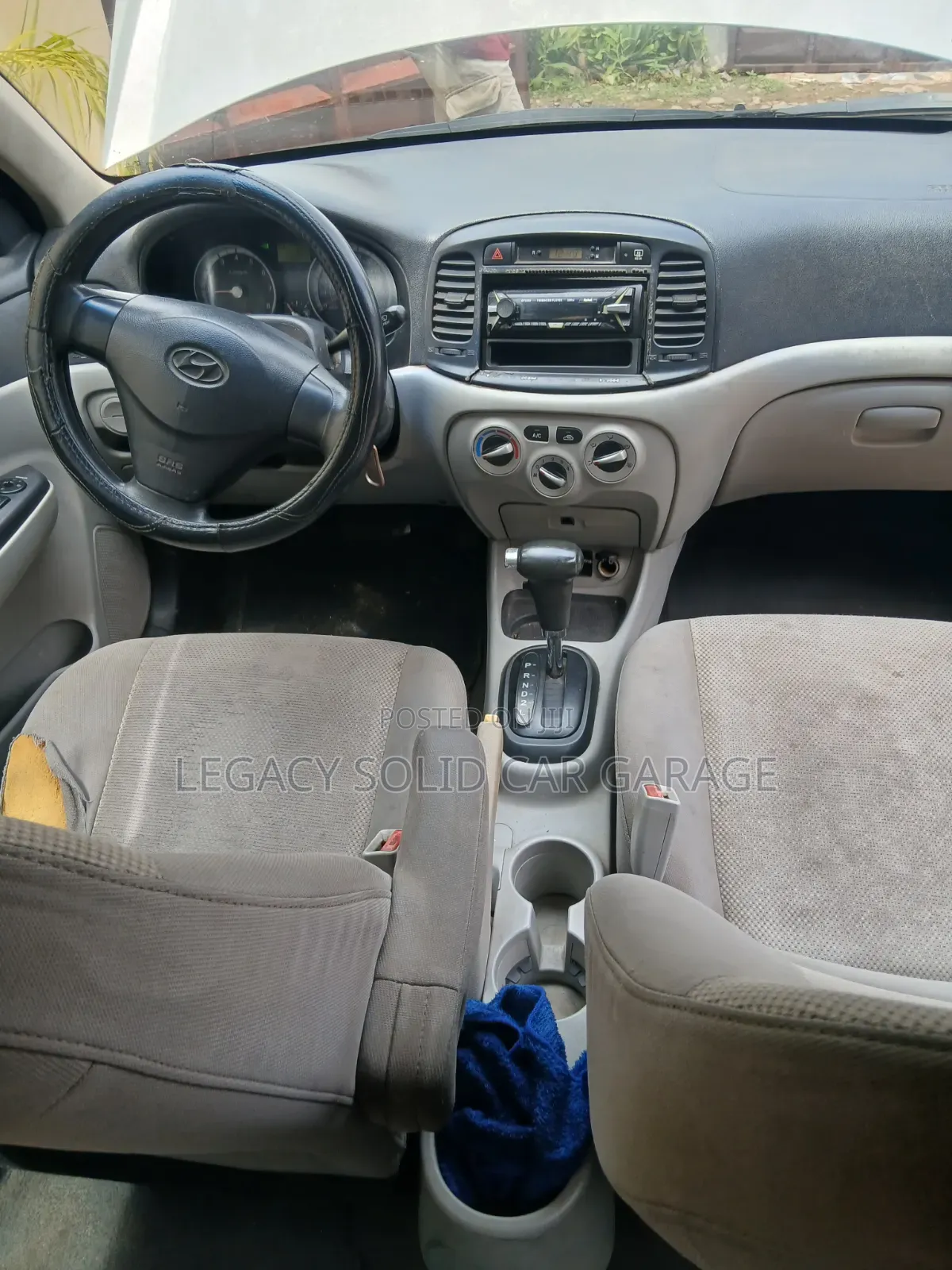 Hyundai Accent 2010 Gray