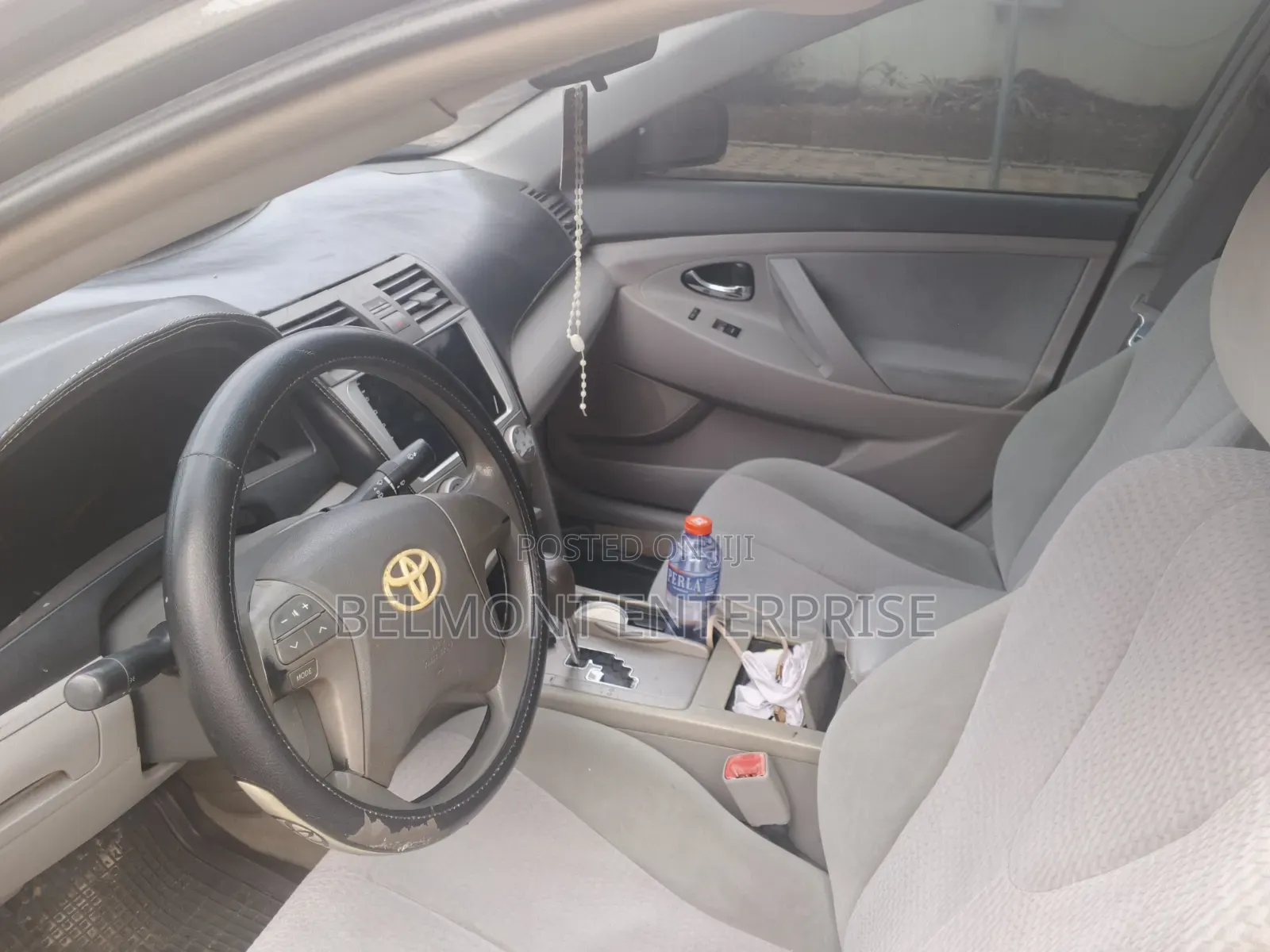 Toyota Camry LE 4dr Sedan (2.5L 4cyl 6AM) 2010 Gray