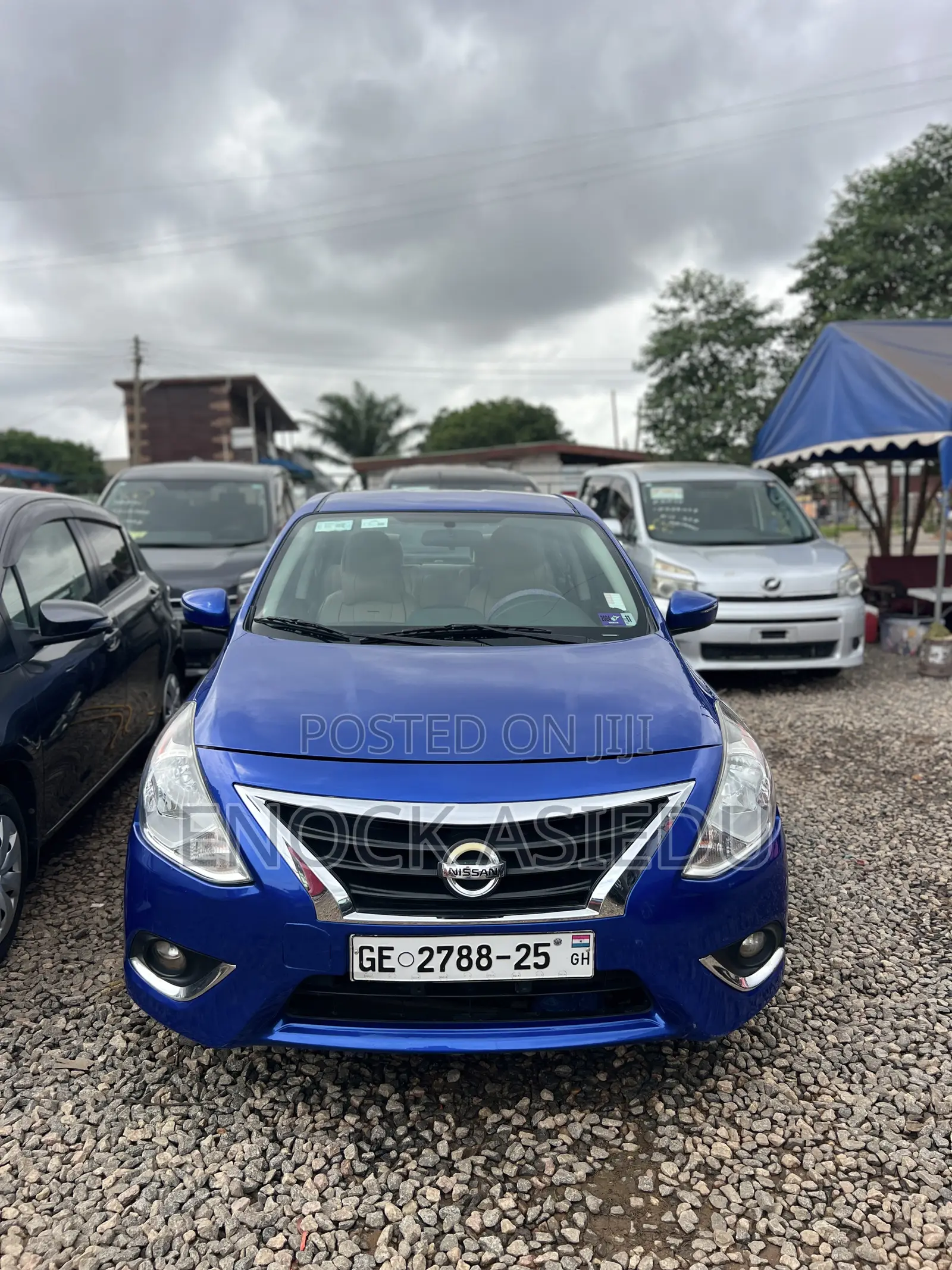 Nissan Versa 2017 Blue