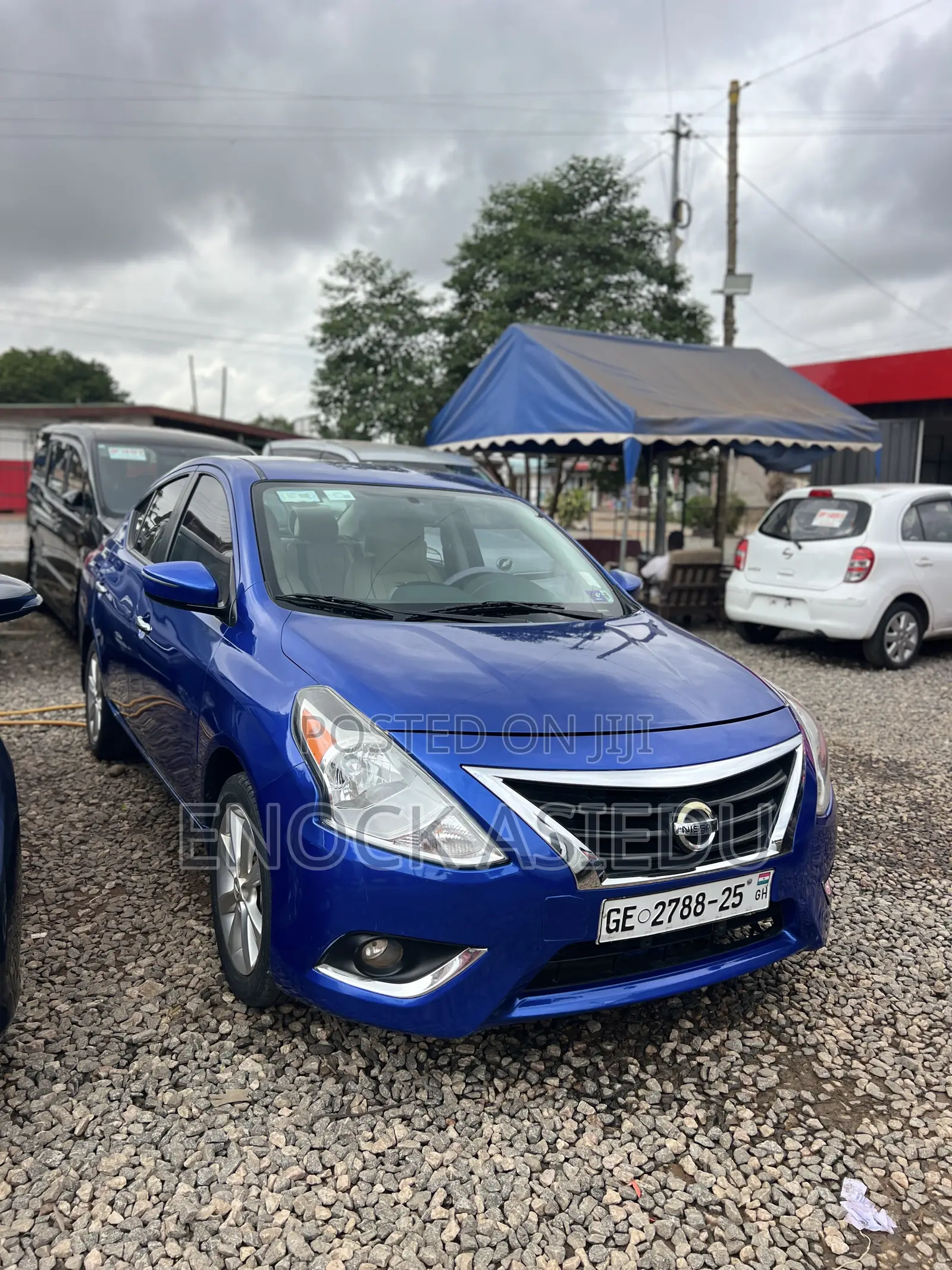 Nissan Versa 2017 Blue