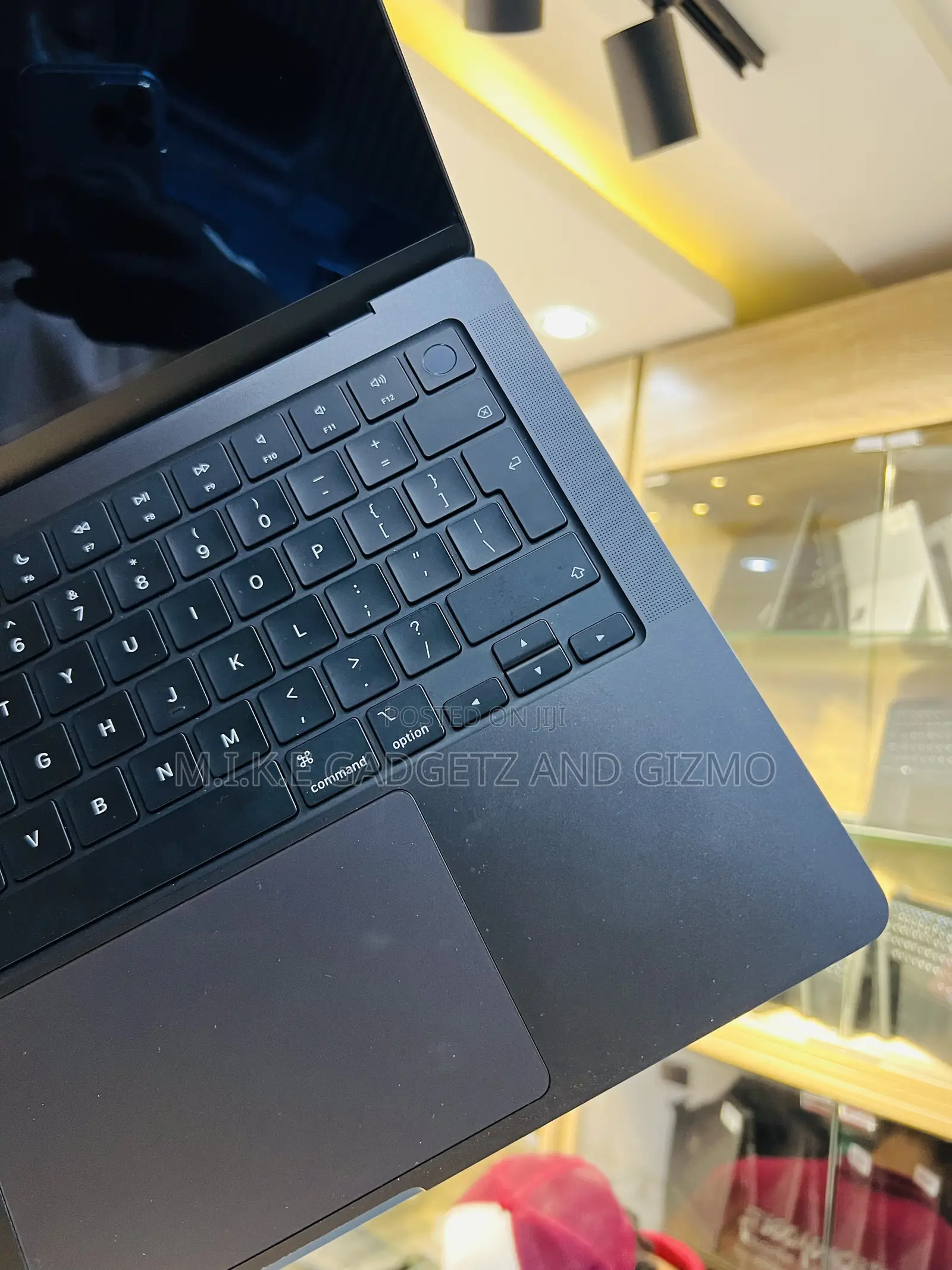 Laptop Apple MacBook Pro 2024 M4 16GB Apple M4 Pro SSD 512GB