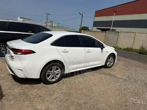 Toyota Corolla 2021 White