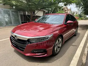 Honda Accord 2019 Red