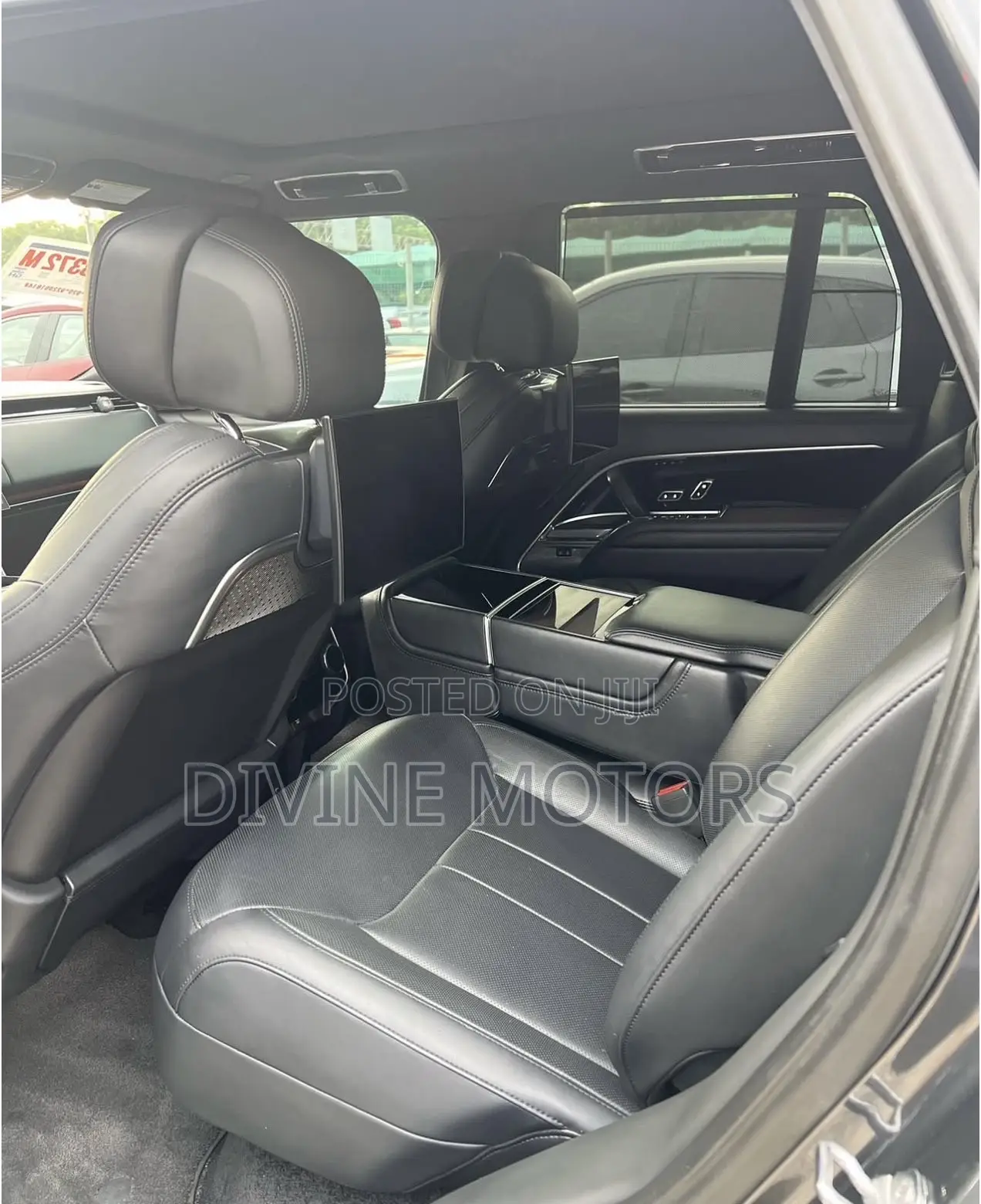 Land Rover Range Rover Vogue 2023 Gray