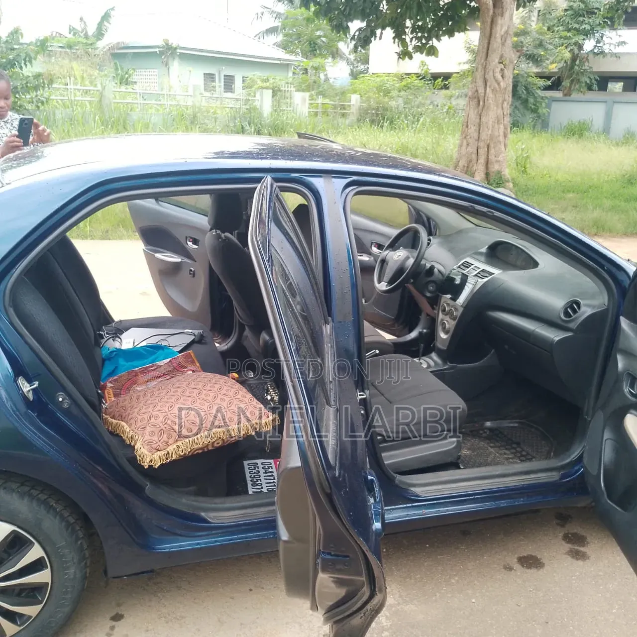 Toyota Yaris 2010 Blue