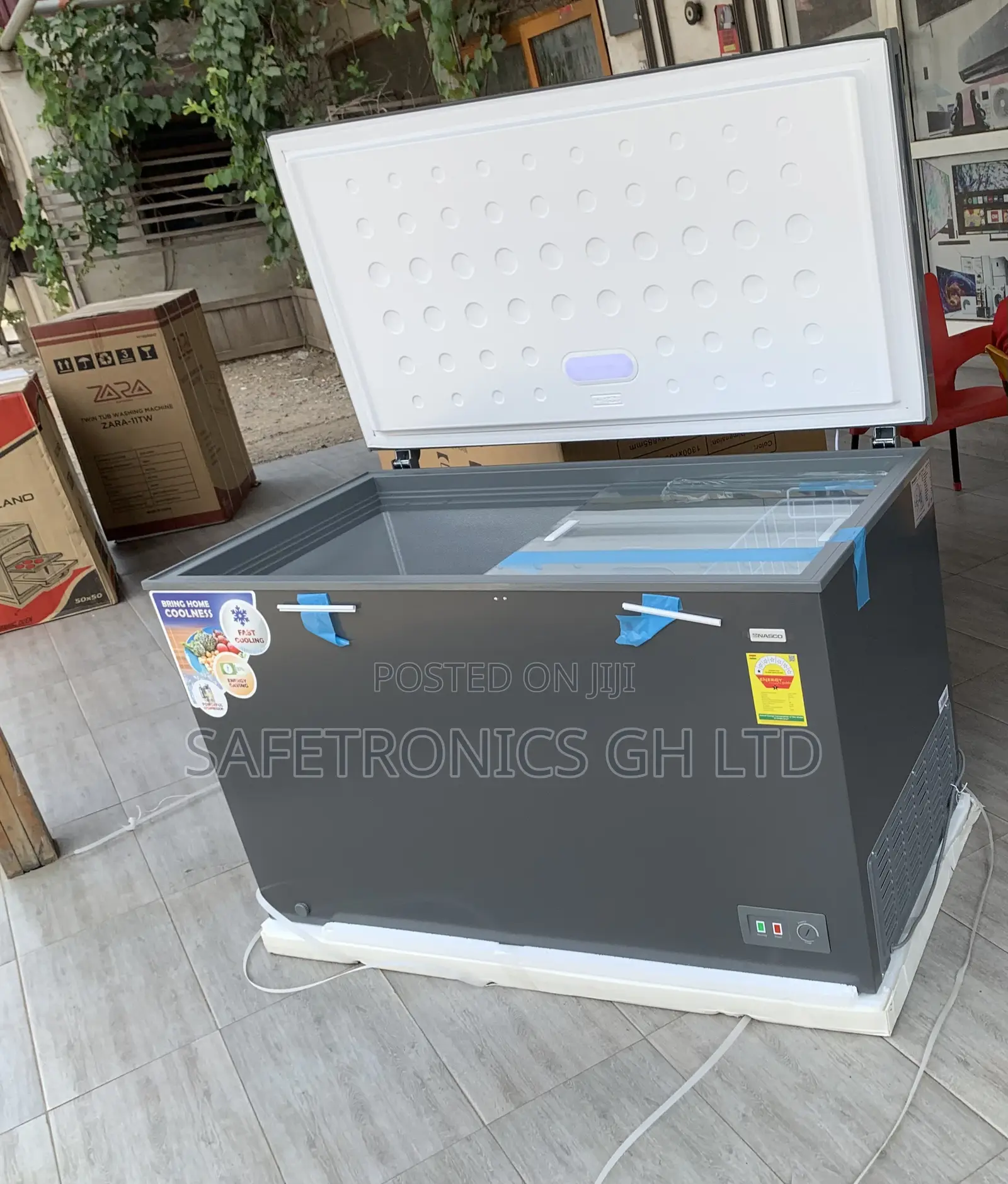 Neatly Sealed Nasco 318 LTRS Chest Freezer Nas-425fl