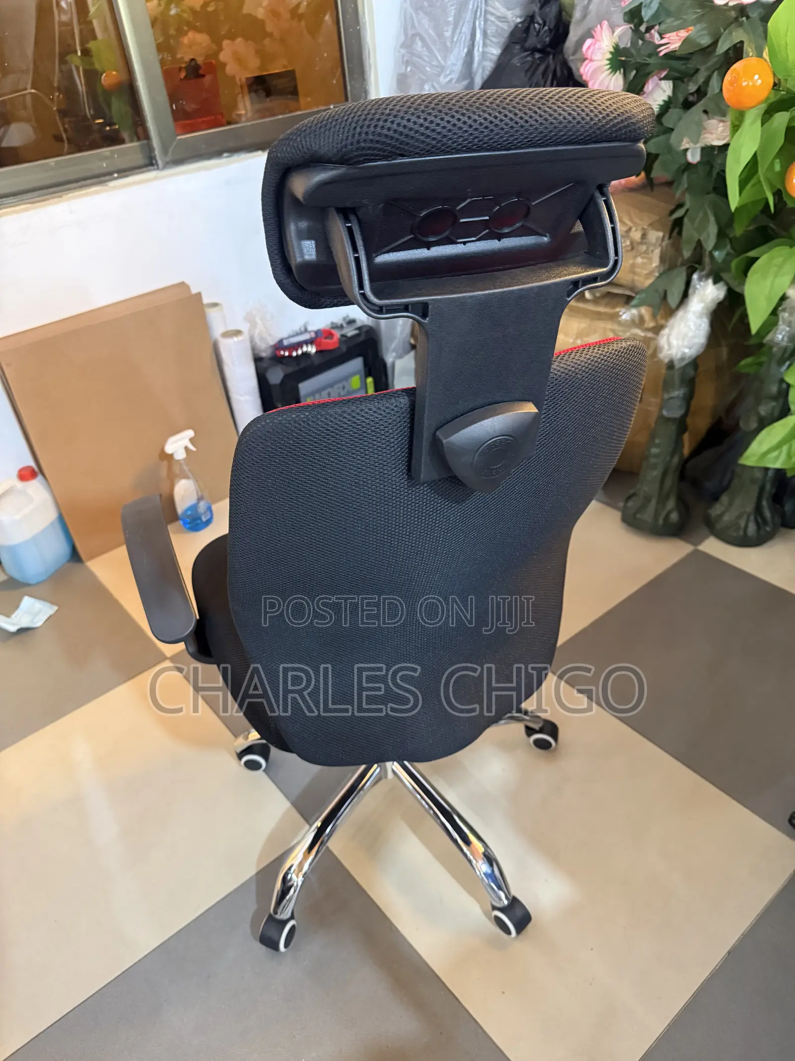 Headrest Swivel Office Chair