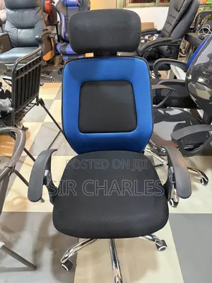 Headrest Swivel Office Chair