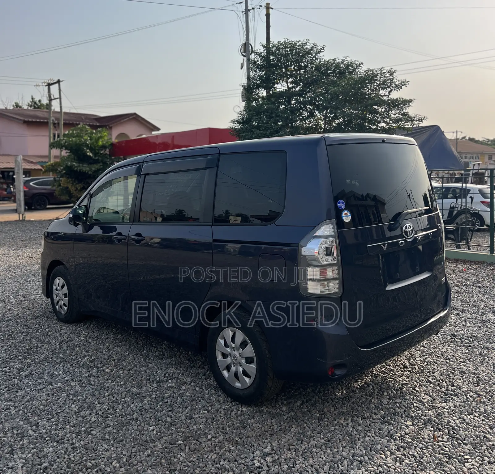 Toyota Voxy 2012 Gray