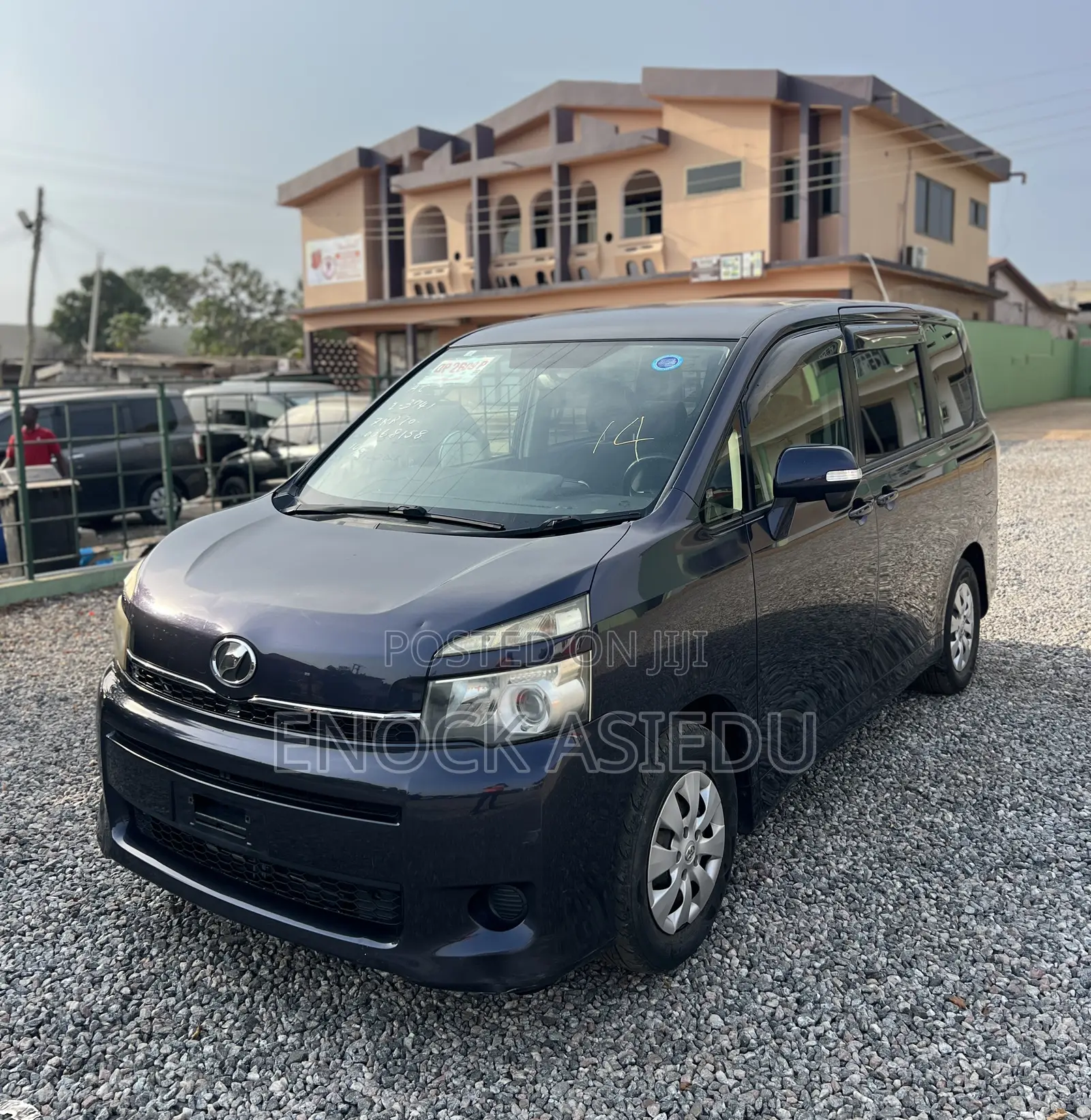 Toyota Voxy 2012 Gray