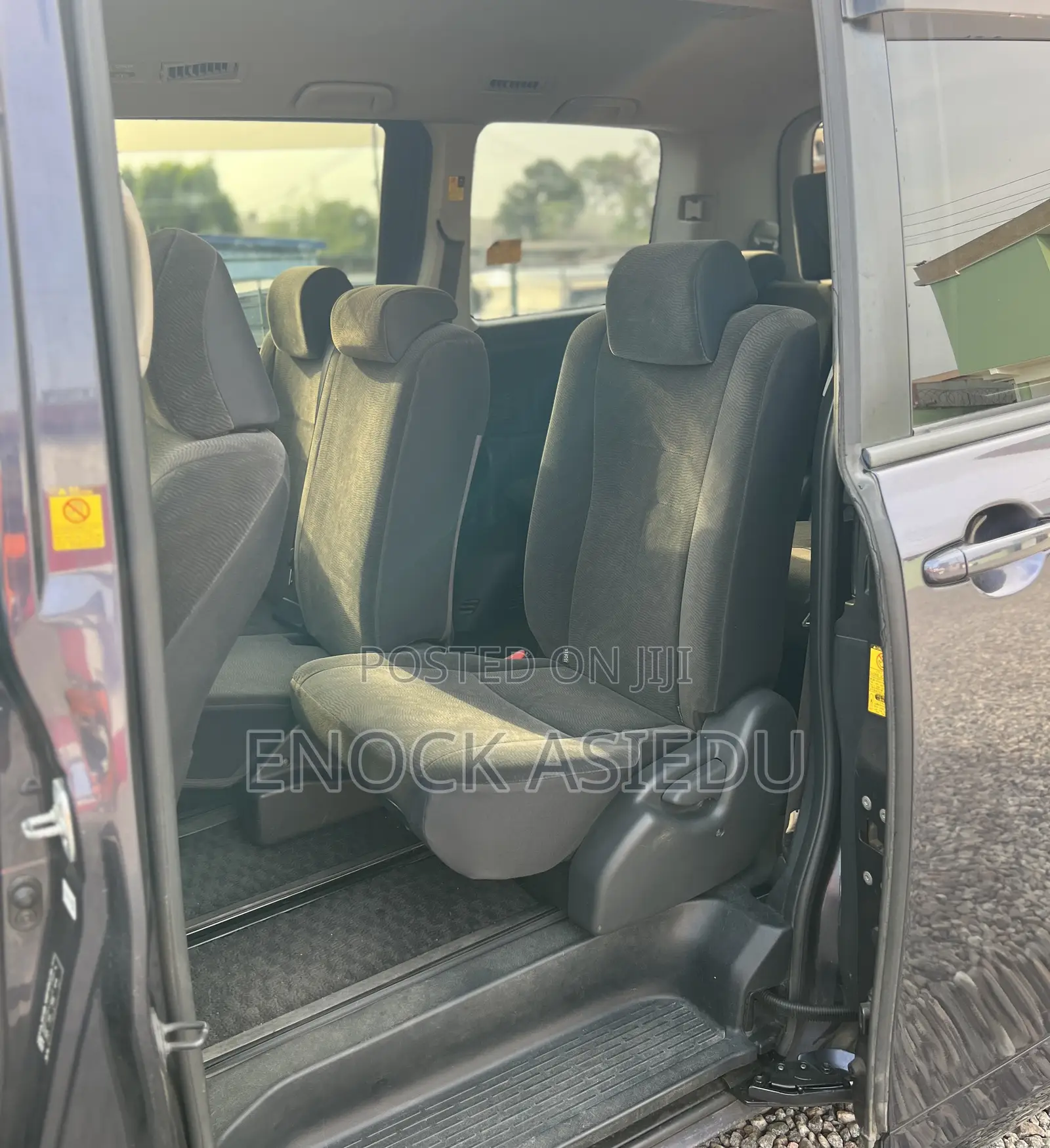 Toyota Voxy 2012 Gray