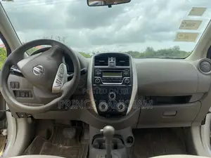 Nissan Sunny 2020 Gray