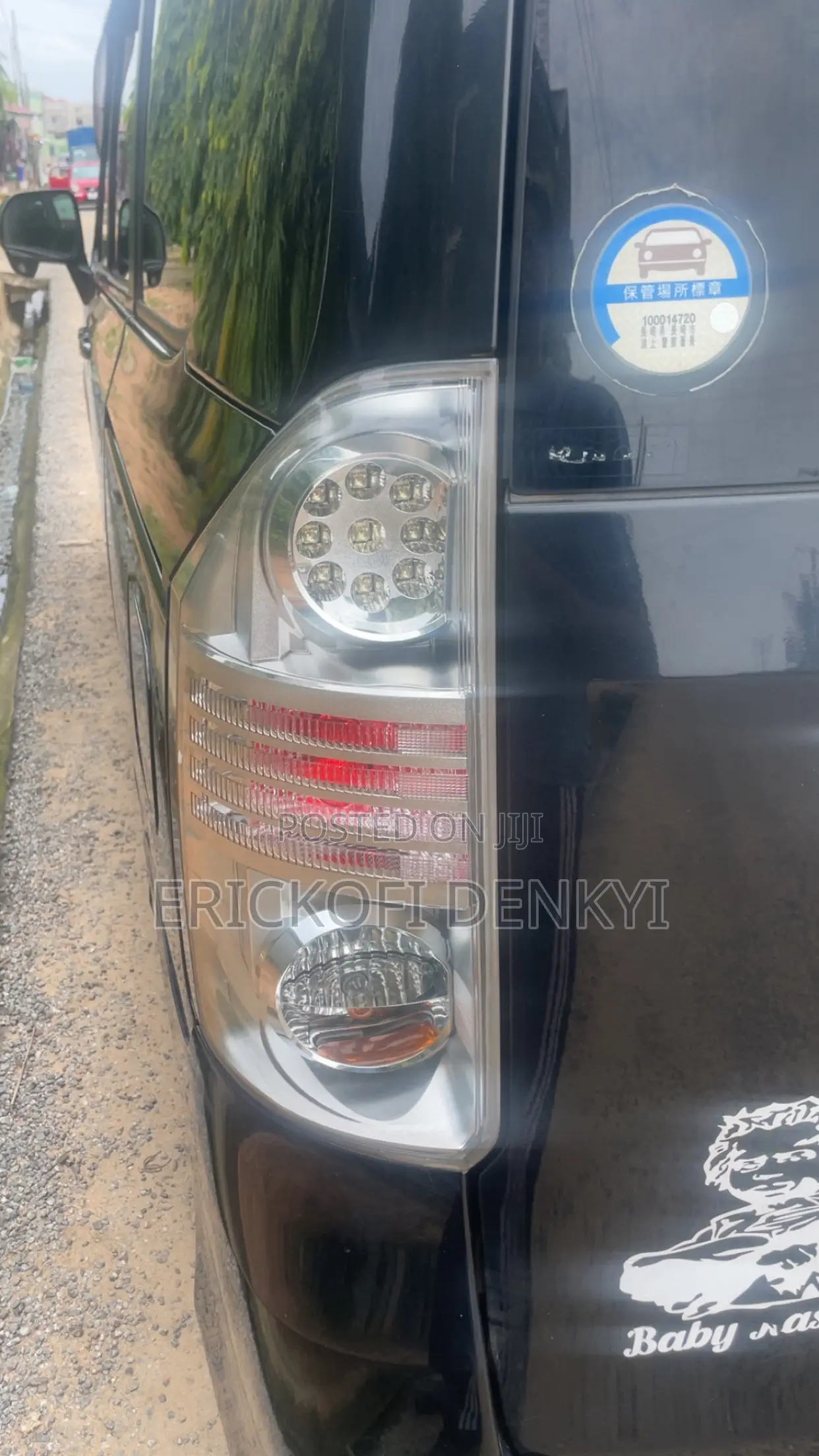 Toyota Voxy 2010 Black