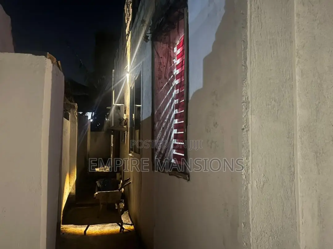 1bdrm Apartment in Aplaku, Ga South Municipal for rent