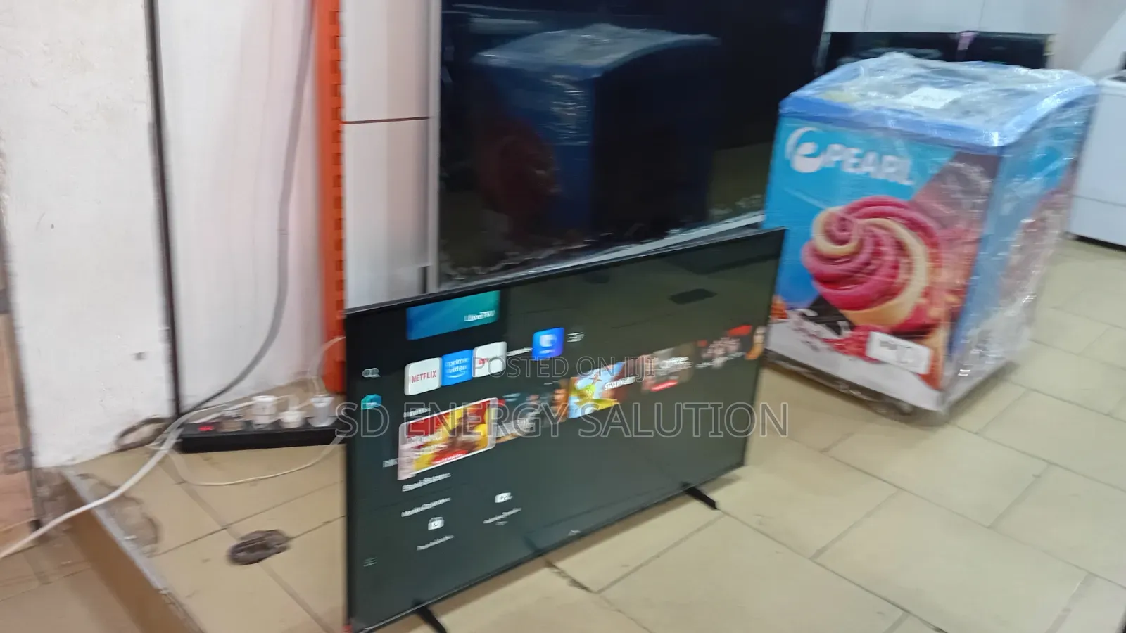 Transform Your Living Room With Samsung 43" Tv