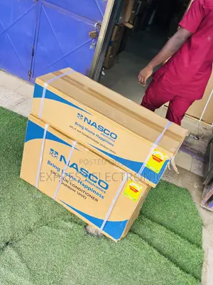 2.5hp Split R410 Gas White Air Conditioner Nasco
