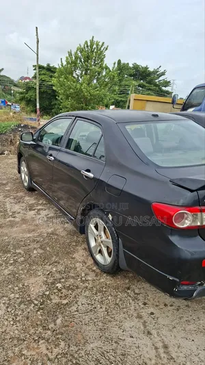 Toyota Corolla 2013 Black