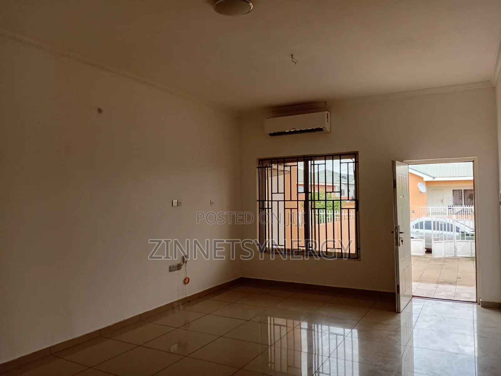 2bdrm House in Community 25 for rent