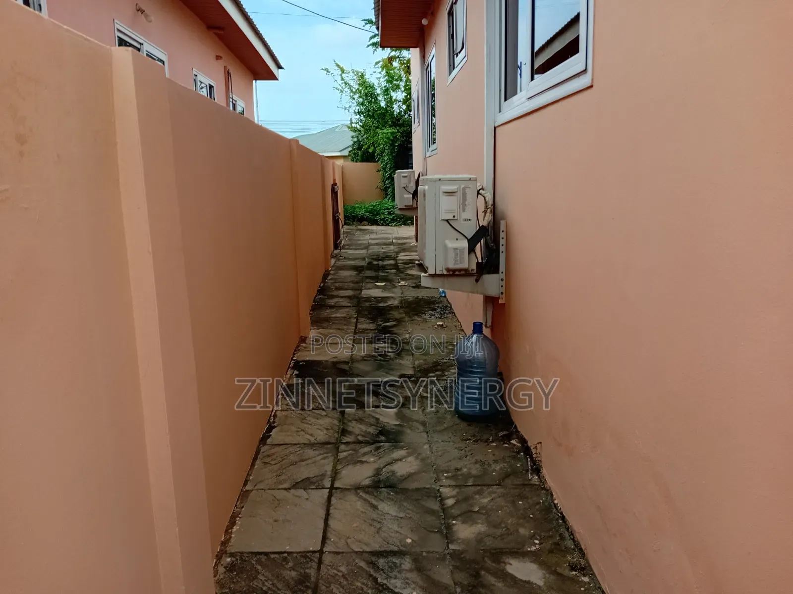 2bdrm House in Community 25 for rent