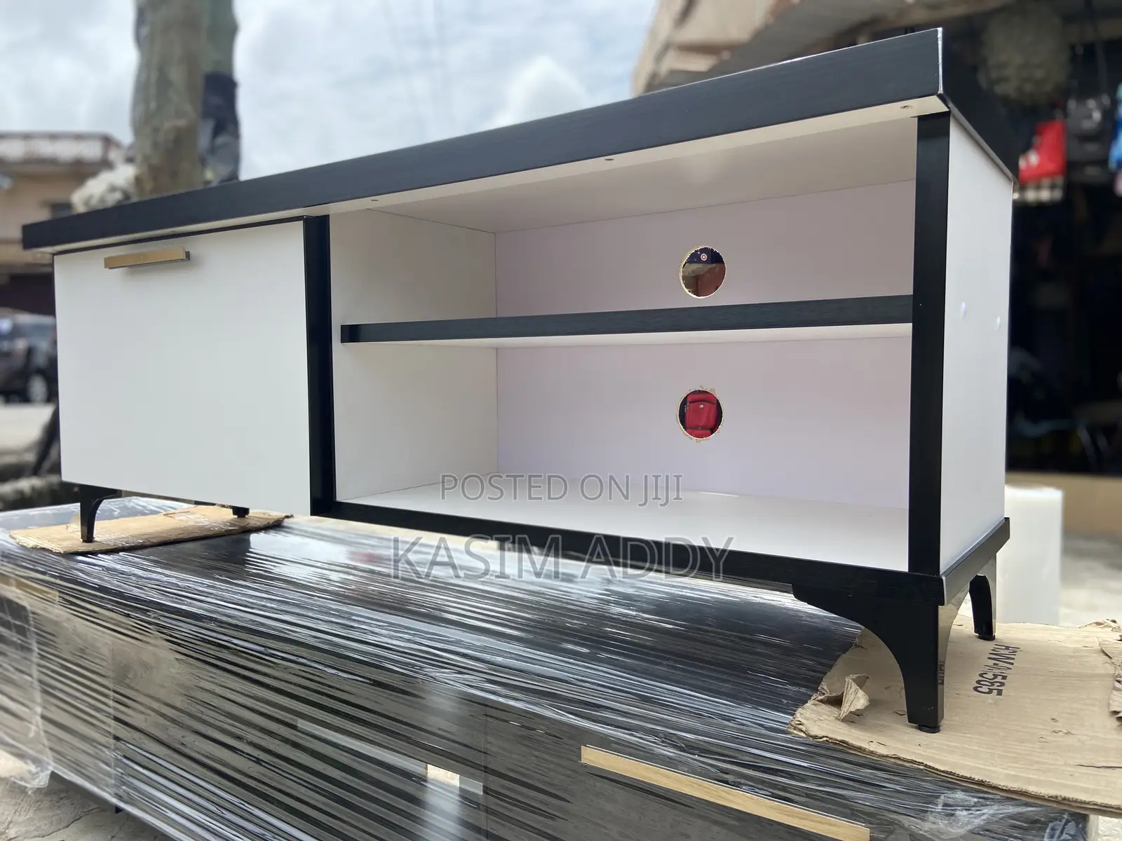 Tv Stand 4ft Long (Turkish Quality)