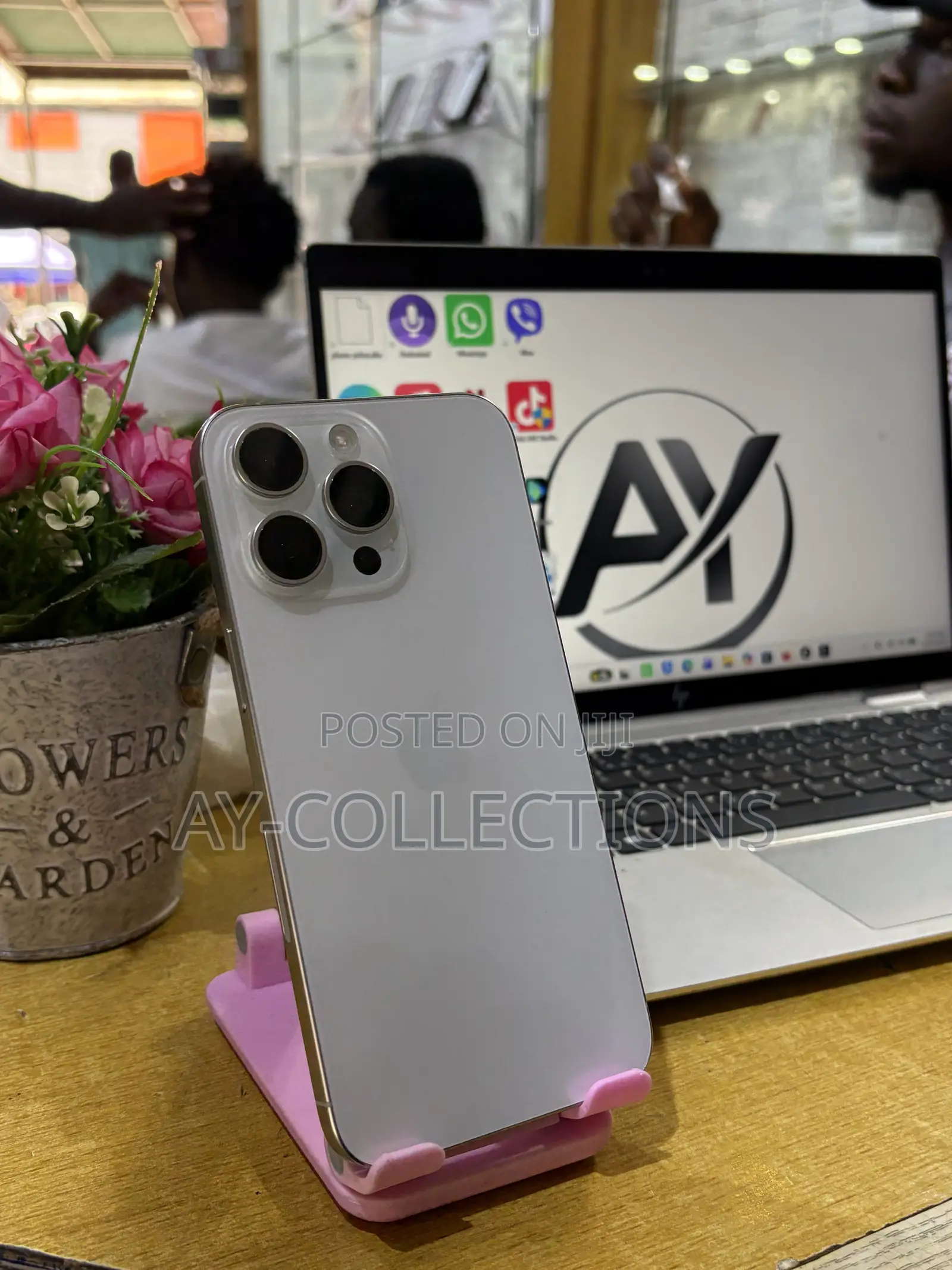 Apple iPhone 15 Pro Max 256 GB White
