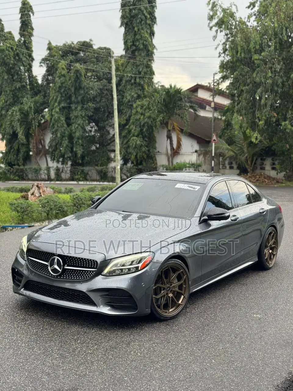 Mercedes-Benz C300 2020 Gray