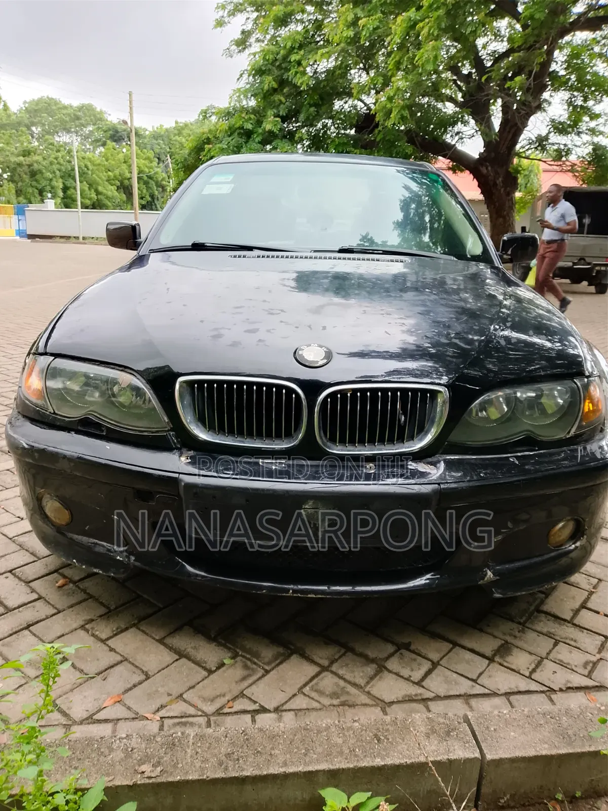 BMW 320i 2001 Black