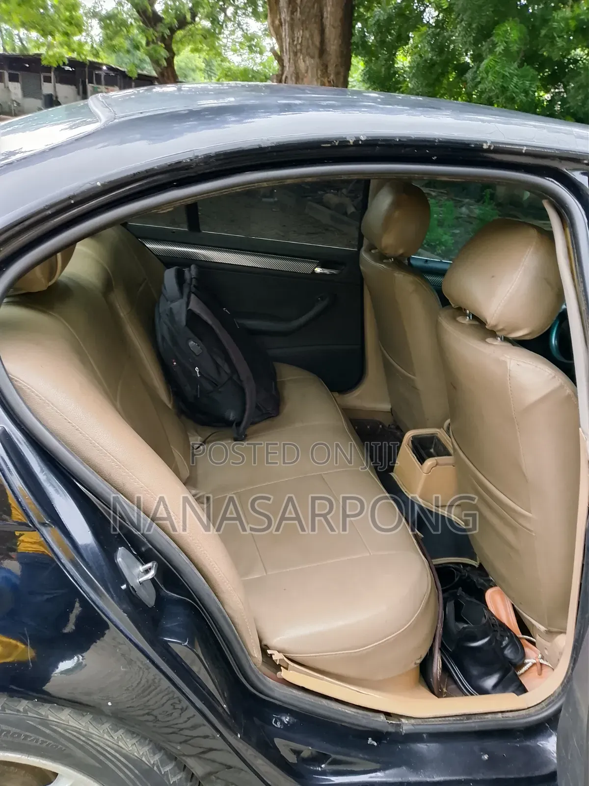 BMW 320i 2001 Black