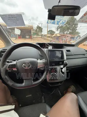 Toyota Voxy 2013 Black