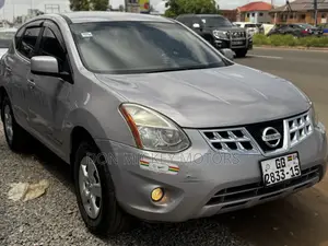 Nissan Rogue S 2010 Silver