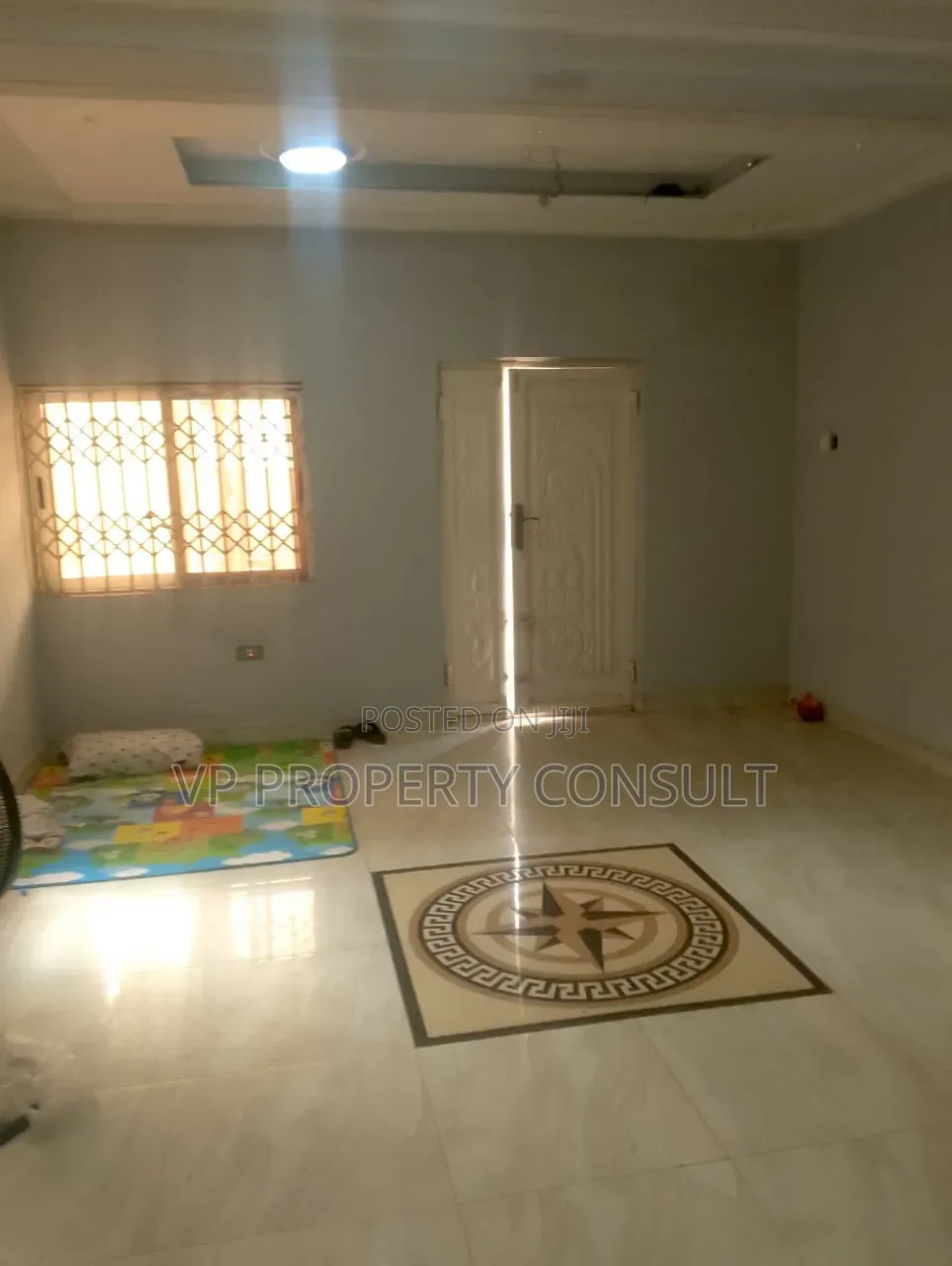 2bdrm Apartment in Pantang Hospital, Sakora for rent