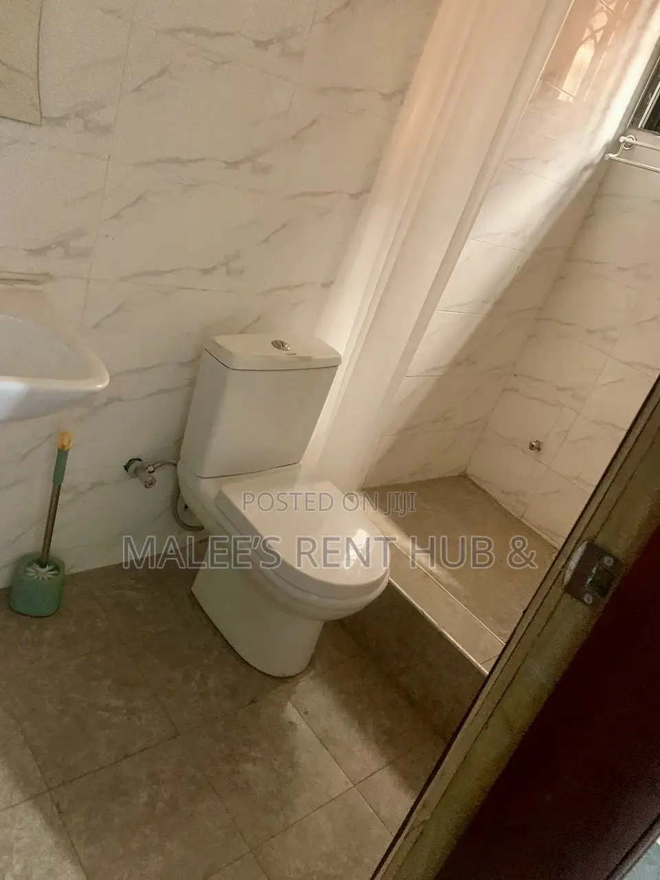 3bdrm Apartment in Maleesrenthub, Spintex for rent