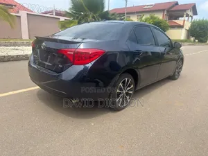 Toyota Corolla 2017 Blue