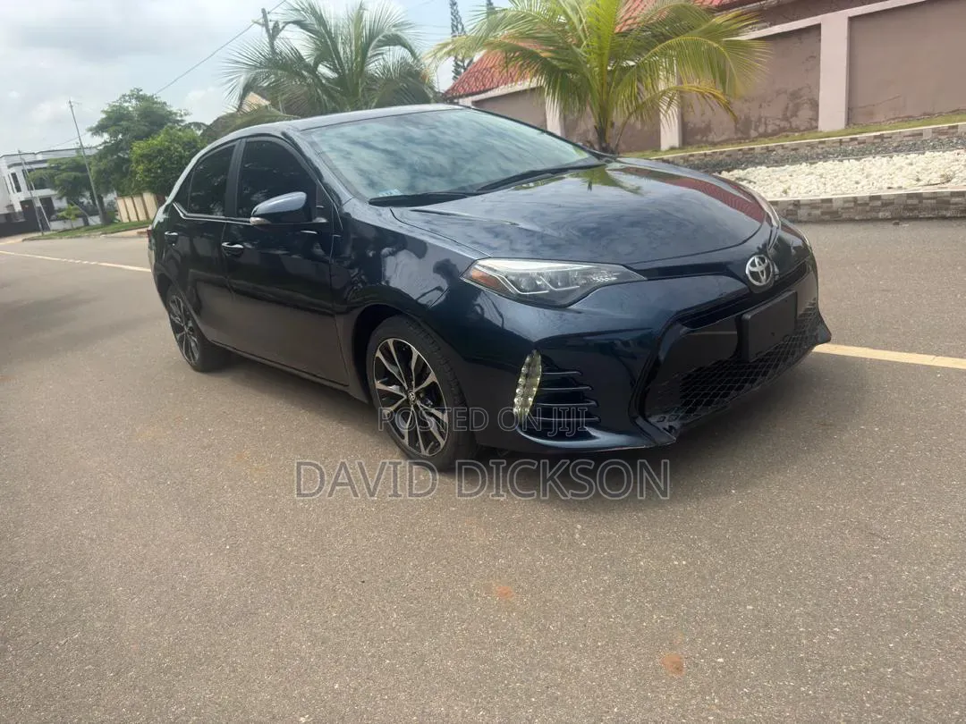Toyota Corolla 2017 Blue