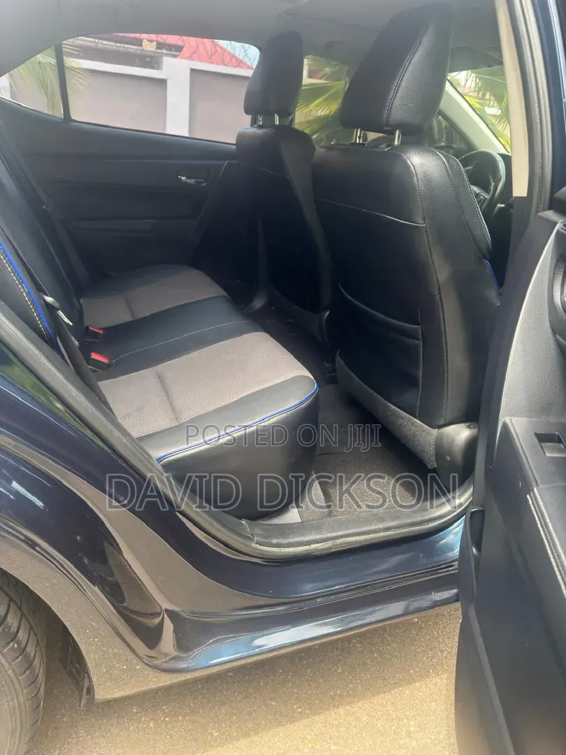 Toyota Corolla 2017 Blue