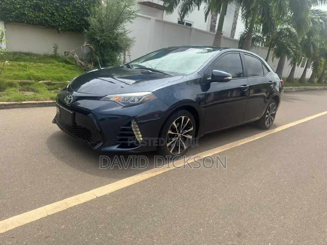 Toyota Corolla 2017 Blue