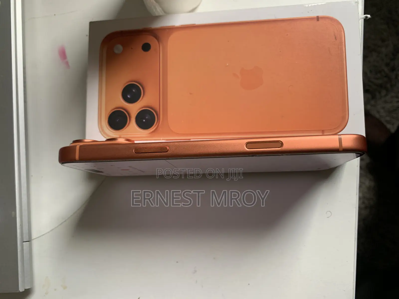 New Apple iPhone 17 Pro Max 256 GB Orange