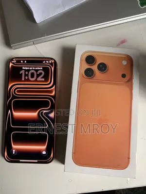New Apple iPhone 17 Pro Max 256 GB Orange