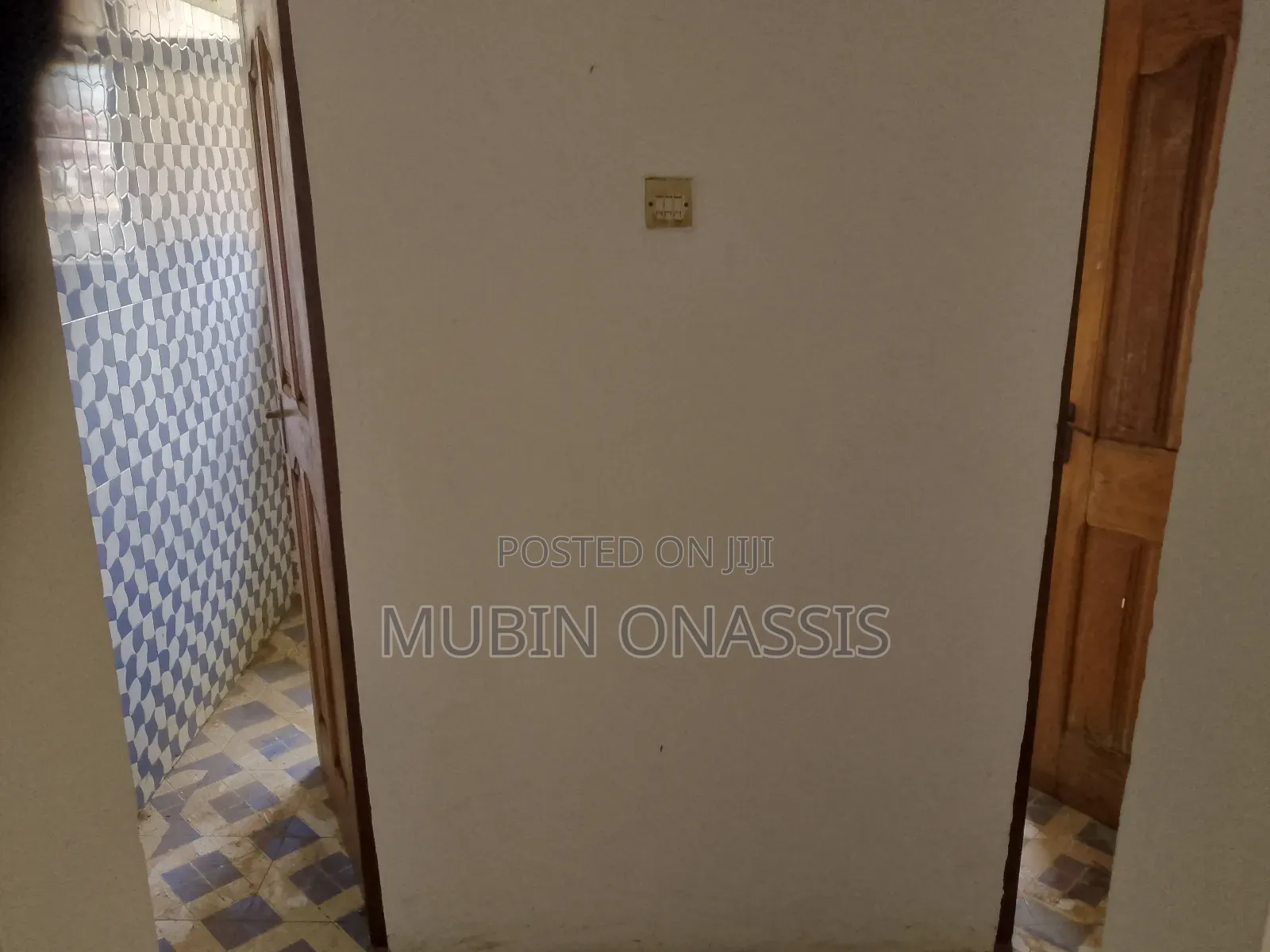 3bdrm Apartment in Iterms Propartys, New Town for rent