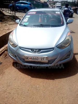Hyundai Elantra Limited 4dr Sedan (1.8L 4cyl 6A) 2014 Silver