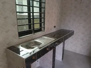 1bdrm Apartment in Iterms Propartys, Frafraha for rent
