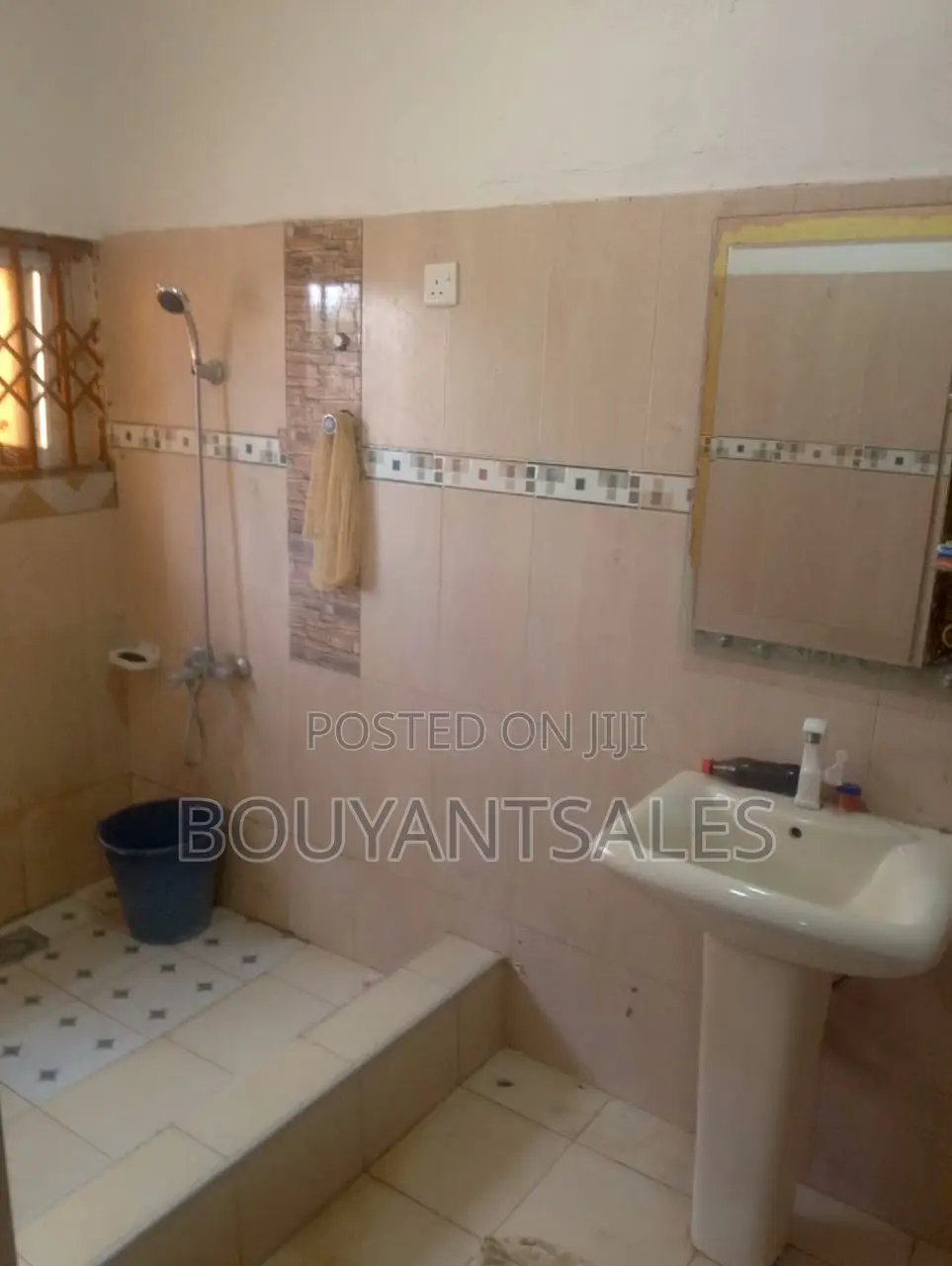 2bdrm Apartment in Pantang, Adenta for rent