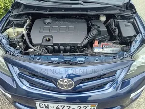 Toyota Corolla S 5-Speed 2013 Blue