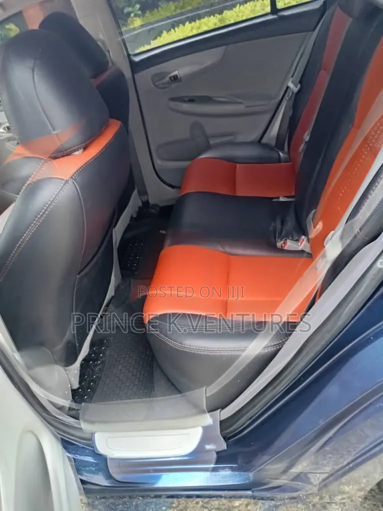 Toyota Corolla S 5-Speed 2013 Blue