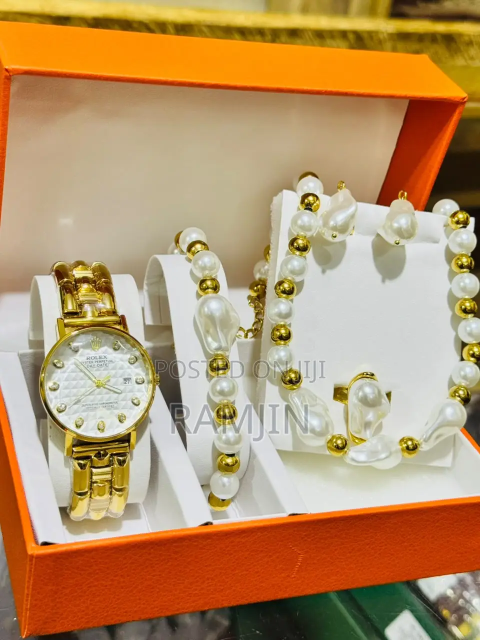 Lady's Luxury Watches + Bracelet, Necklace, Earrings Set