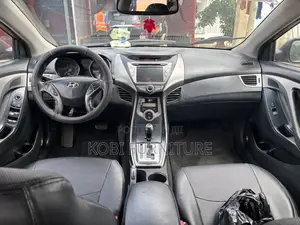 Hyundai Elantra 2013 Red