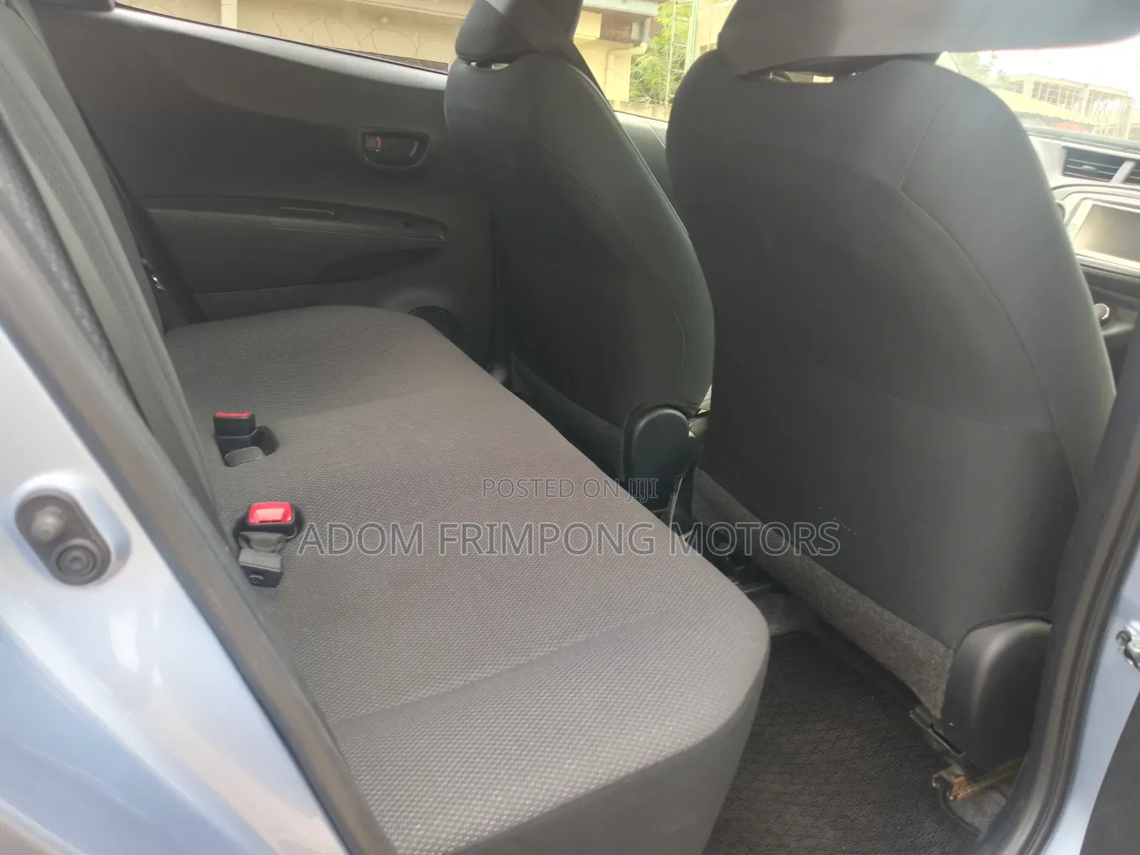 Toyota Vitz 2012 Blue