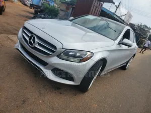 Mercedes-Benz C300 Base 4Matic Coupe AWD (2.0L 4cyl 7A) 2017 Silver