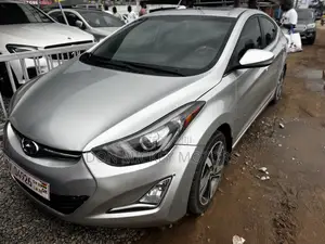 Hyundai Elantra Limited 4dr Sedan (1.8L 4cyl 6A) 2015 Silver