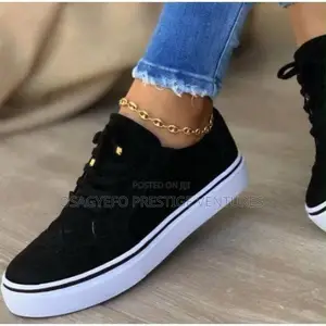 Ladies Tripple White Casual Wear